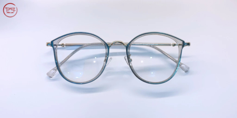 gọng kính nữ mắt mèo